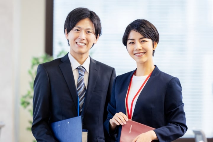 採用情報